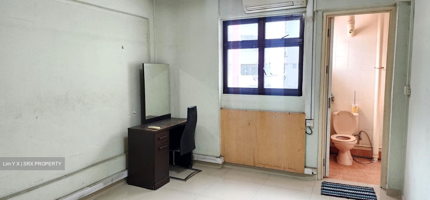 Blk 252 Jurong East Street 24 (Jurong East), HDB 4 Rooms #522398201